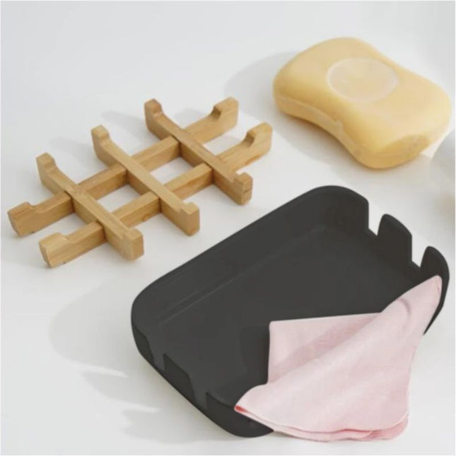 Jabonera rectangular negra con base bambú